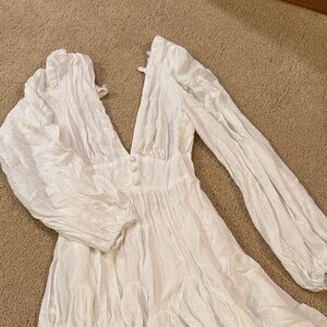 Chic White Long Sleeve Dress